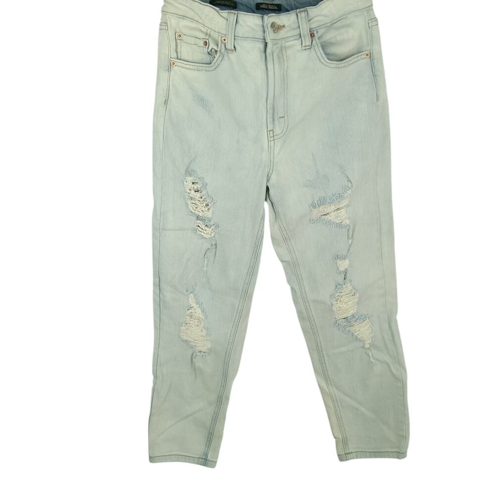 Wild Fable Light Blue Distressed Highest Rise Mom Jeans Size 2